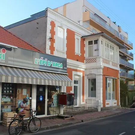 Arcachon, à 2 Pas De La Maison De Au Rc * Arcachon