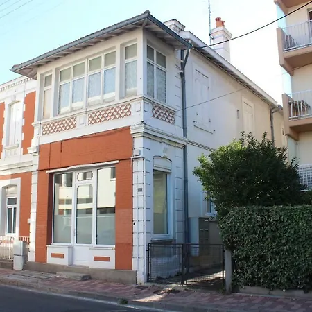 Arcachon, à 2 Pas De La Maison De Au Rc * Arcachon